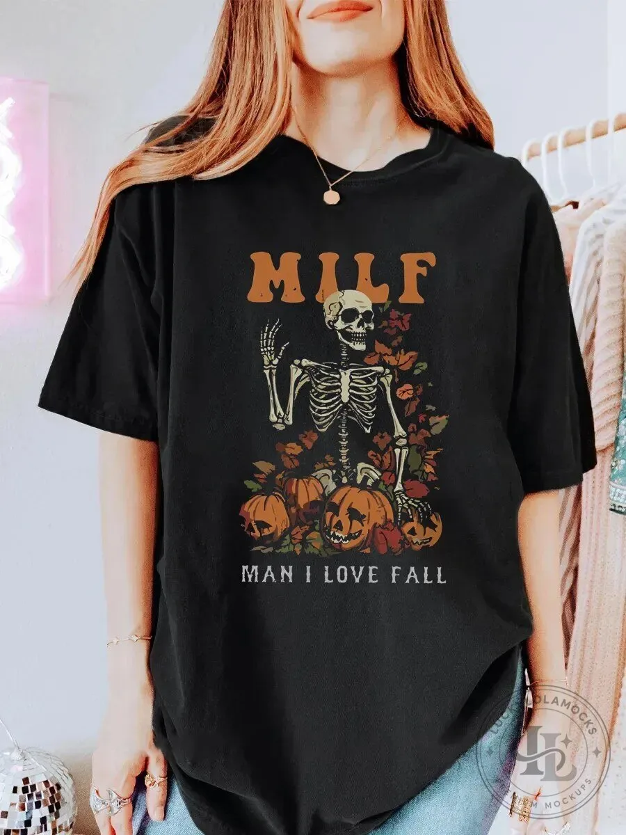 Man I Love Fall Skeleton Pumpkins Autumn Graphic T-Shirt
